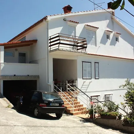 בית הארחה Triple Palit 2009b 3*